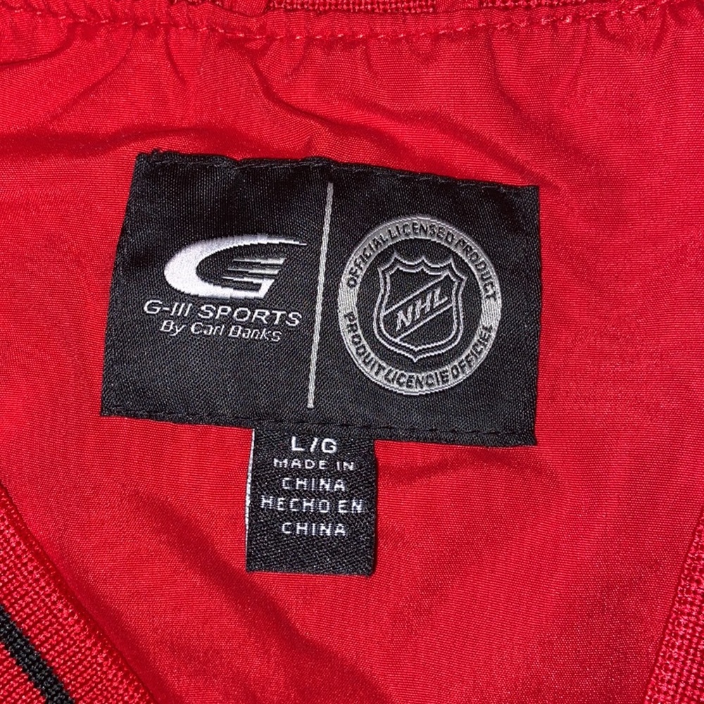 NHL Detroit Red Wings Red and Black Windbreaker Jacket - Picture 6 of 6